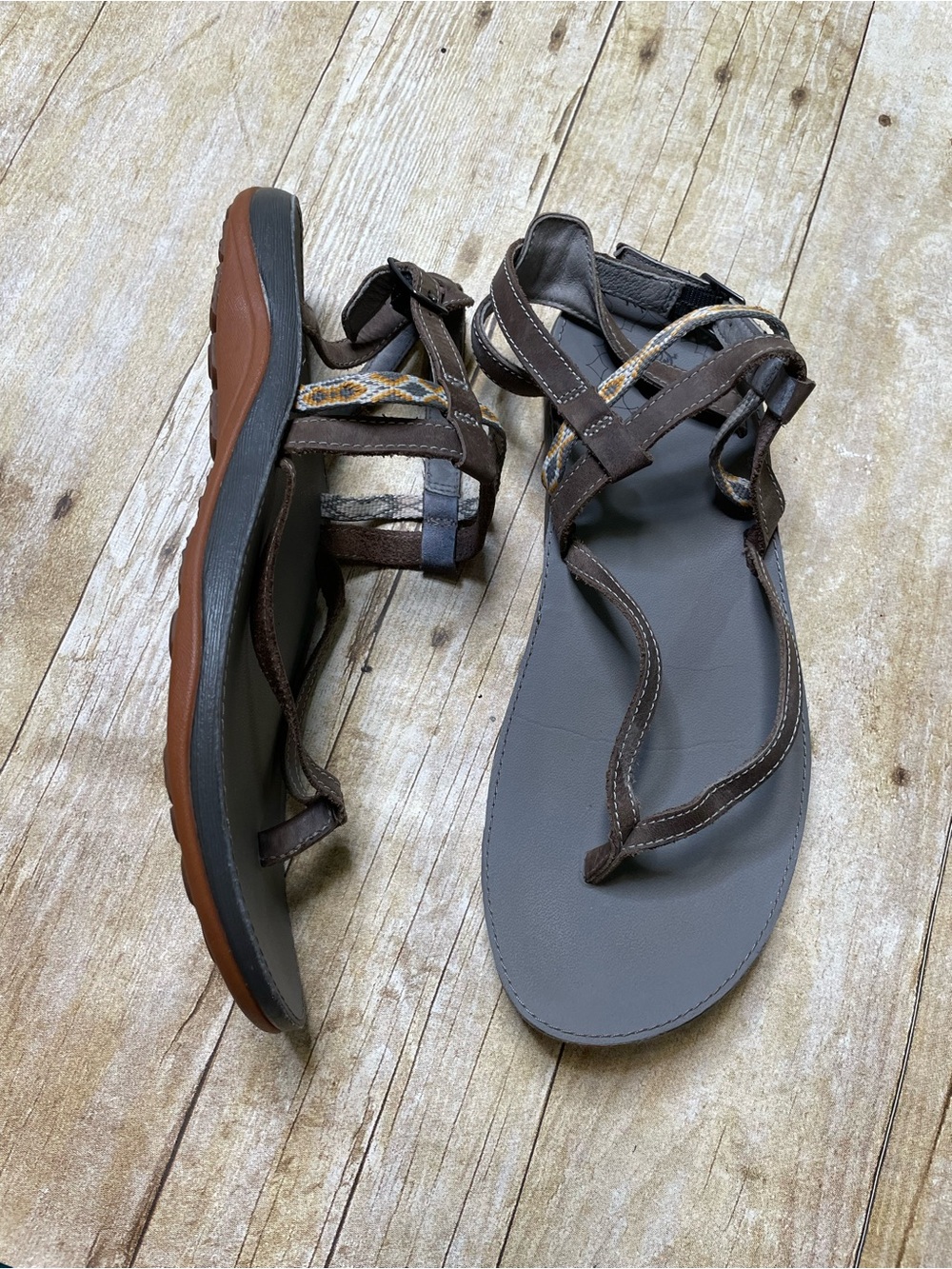 Chaco Women’s Loveland Brown Leather Stappy Sandals